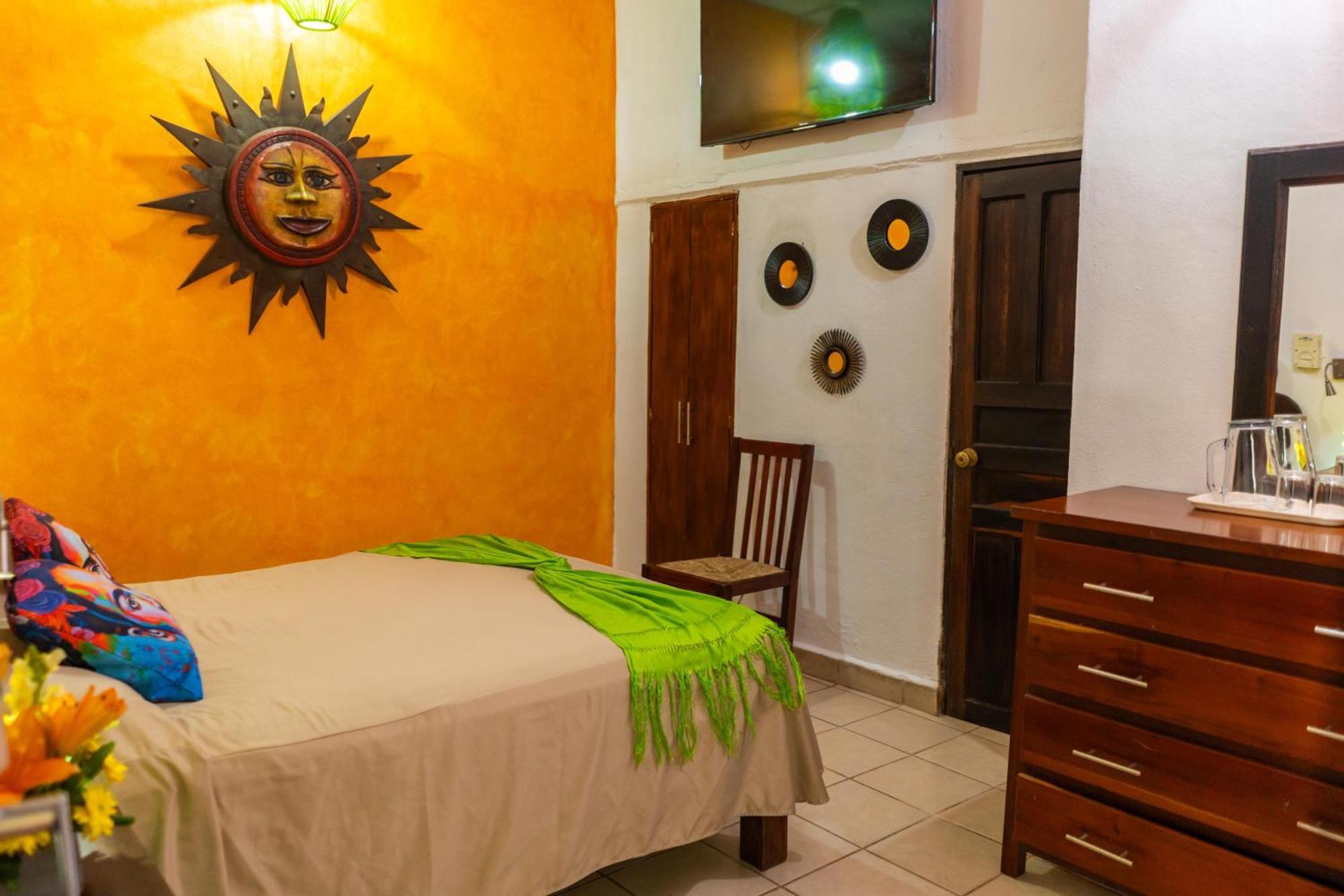Hotel Posada De Roger Puerto Vallarta Ngoại thất bức ảnh